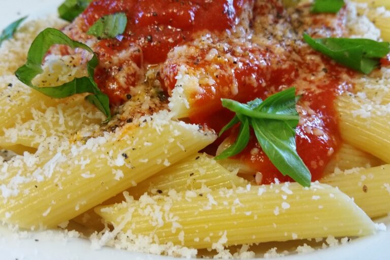 pasta e ricotta salata